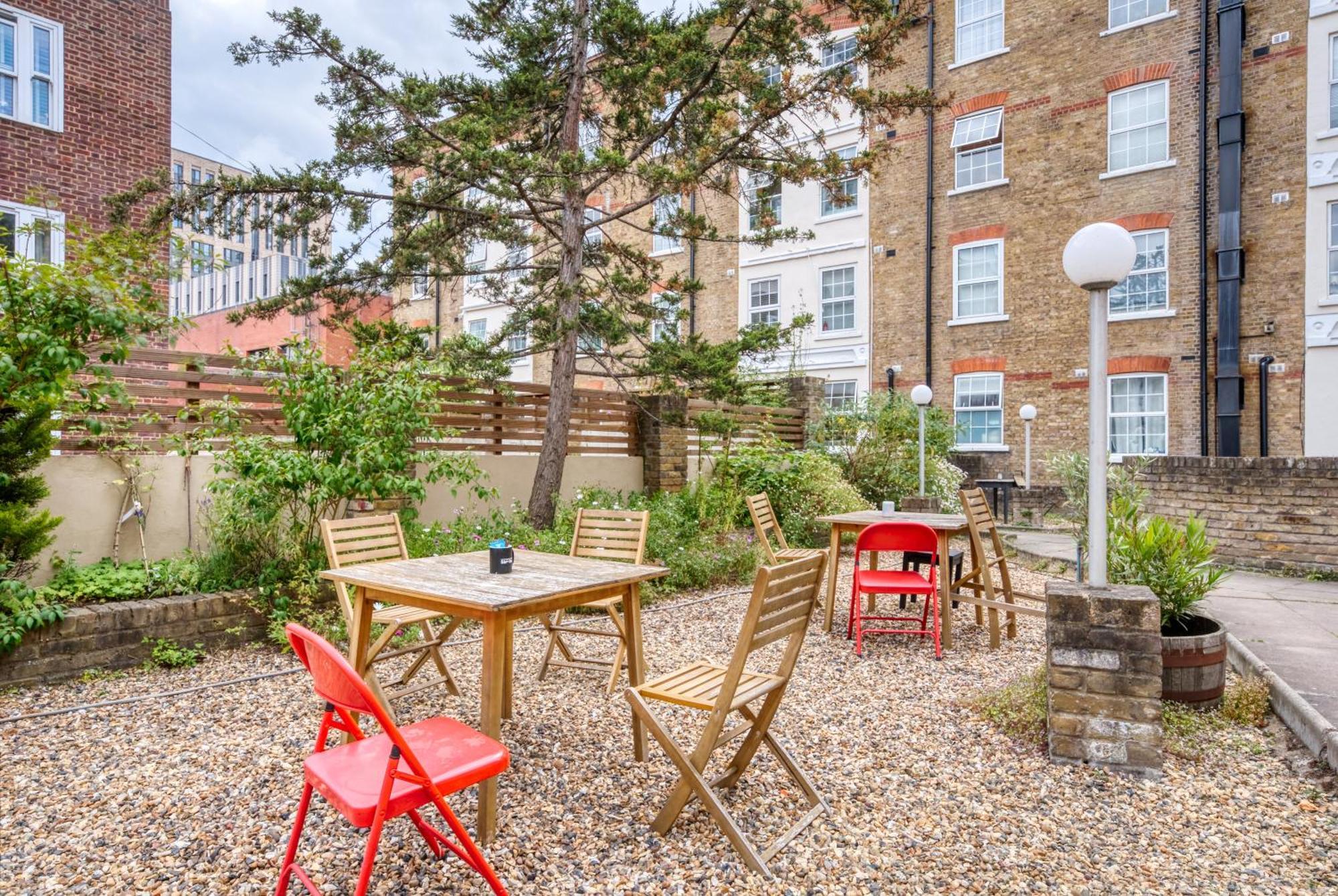 Chic 2 Bedroom Apartment Near Liverpool Street By Gold Stays Λονδίνο Εξωτερικό φωτογραφία